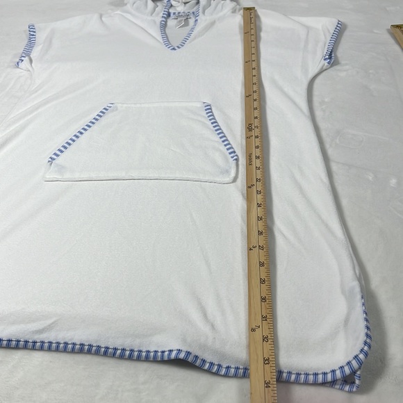 Rene’ Rofe’ swim coverup hoodie dress - Picture 10 of 11